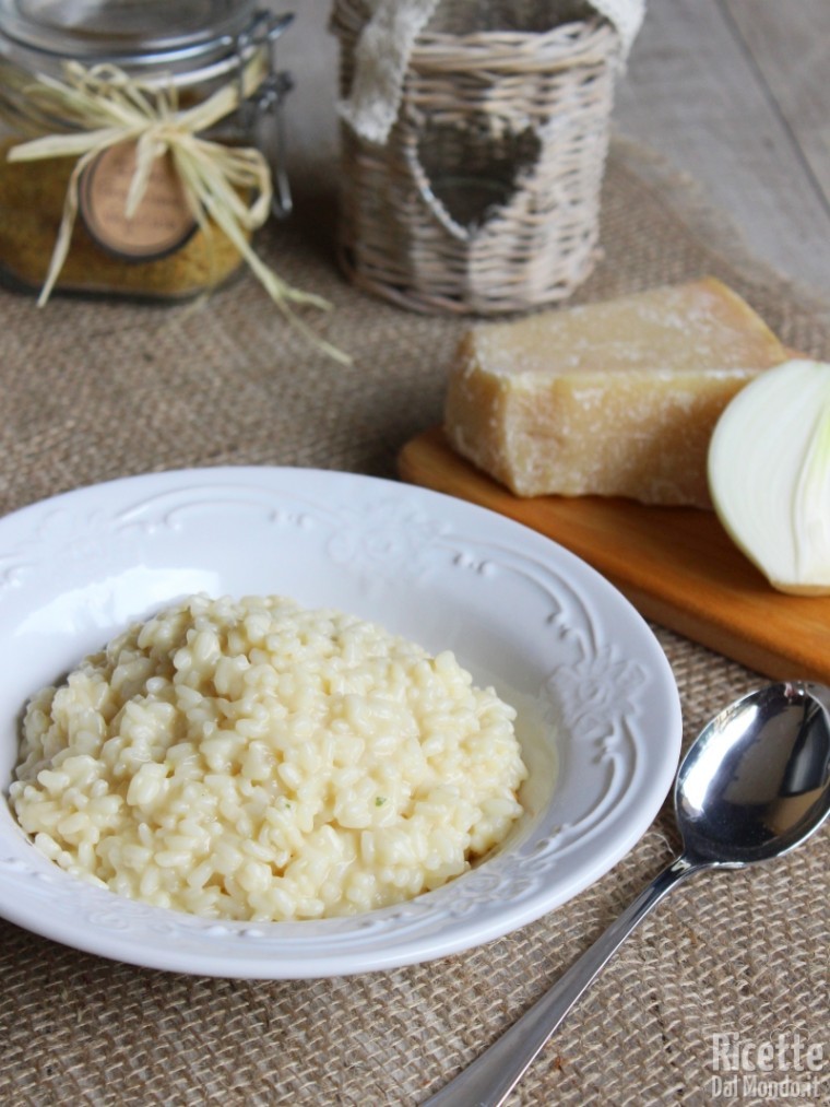 Risotto Alla Parmigiana Ricettedalmondo It