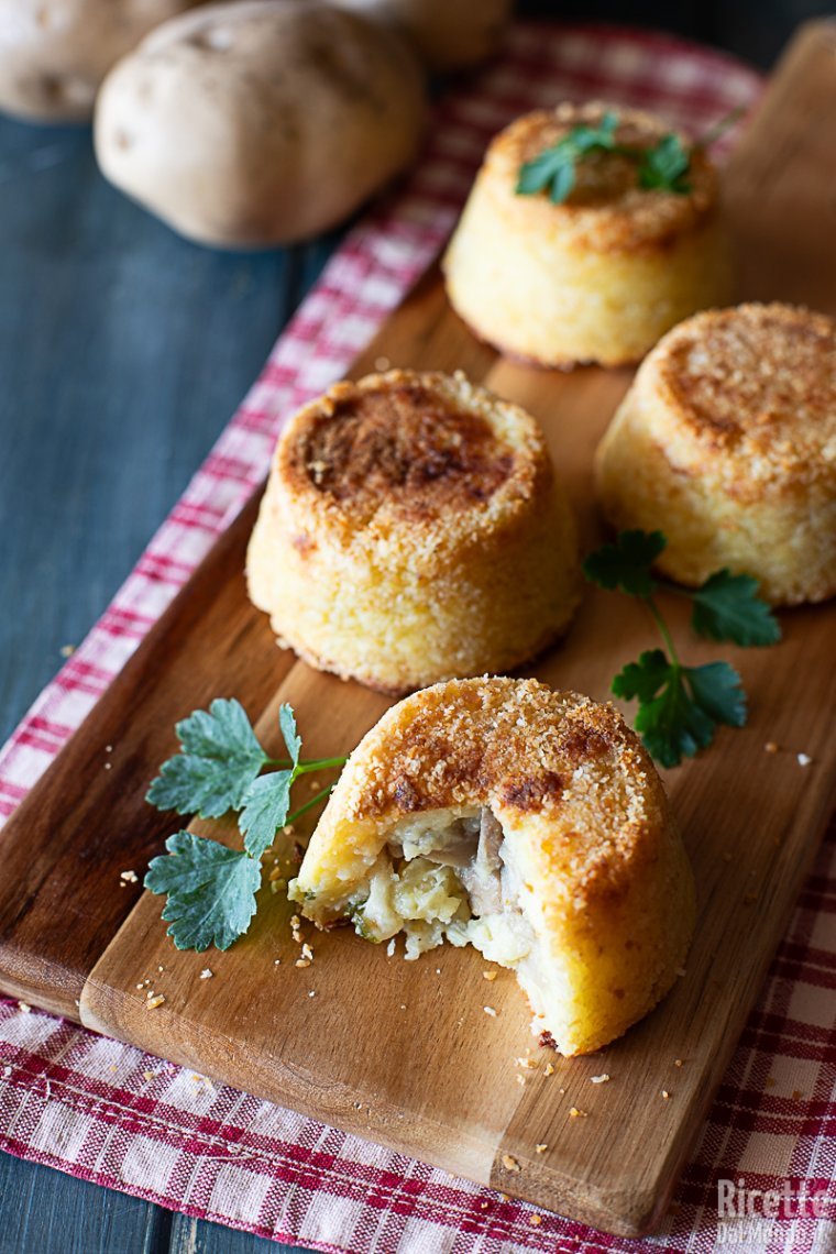 Tortini Di Patate E Funghi E Scamorza Filante La Ricetta