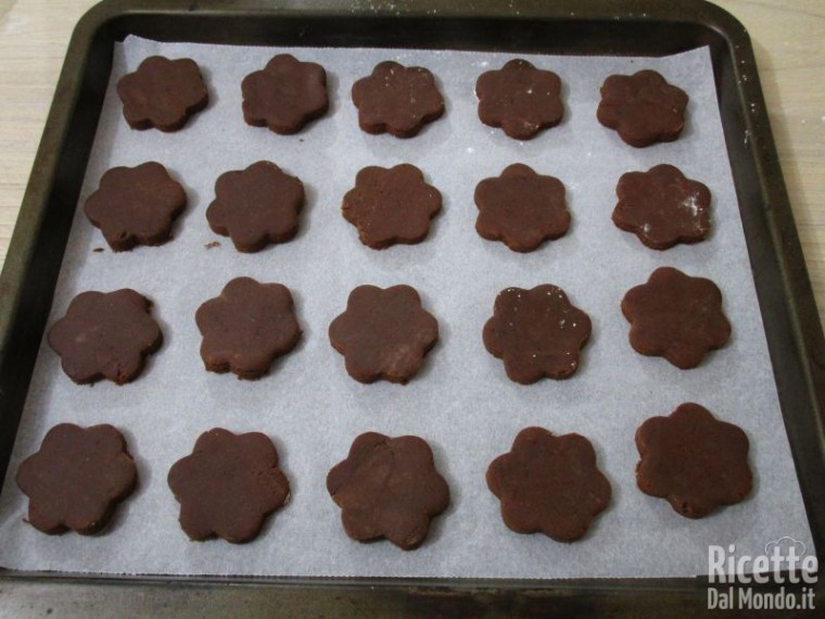 Biscotti al cioccolato fondente morbidi