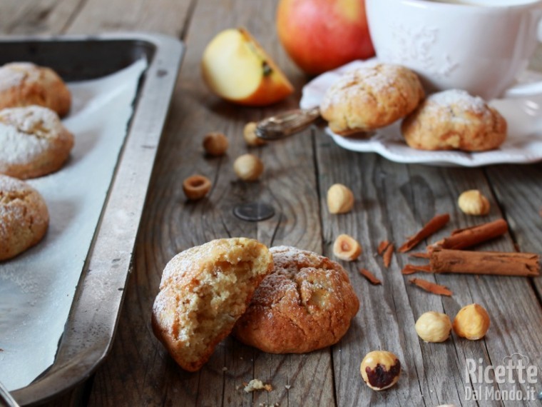 Biscotti strabuoni alle mele