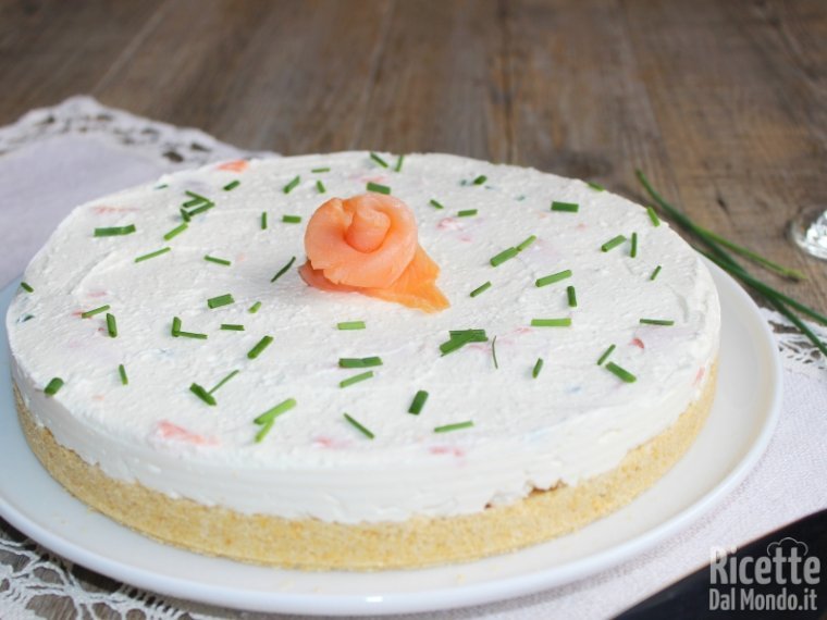 Cheesecake Salata Al Salmone Ricettedalmondo It