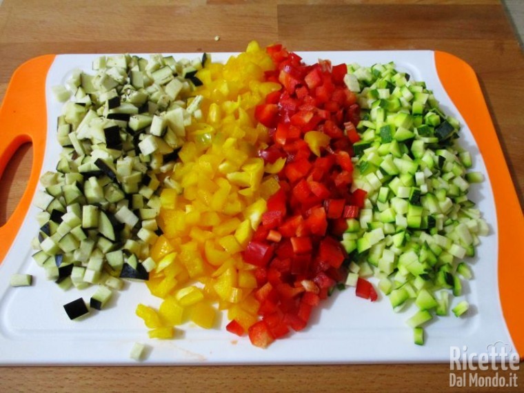 Triangolini di pasta fillo con verdure