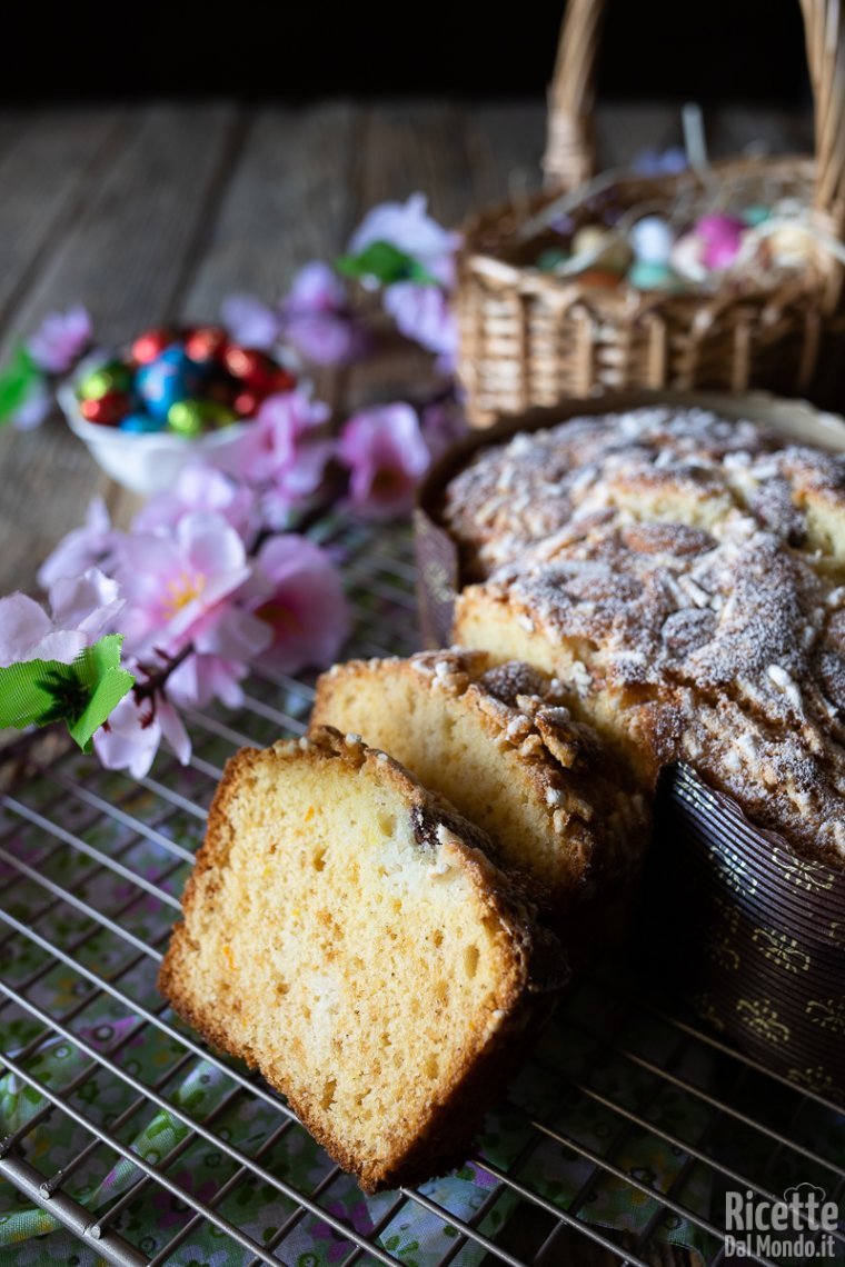 Torta-colomba pasquale: ricetta furbissima pronta in pochi minuti (senza  lievitazione)