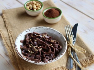 Fettuccine Ai Mirtilli Con Fonduta Di Taleggio